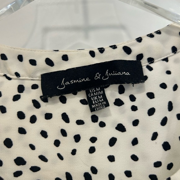 Polkadot Office Professional Blouse Ladies Size M🤍 - Picture 5 of 5